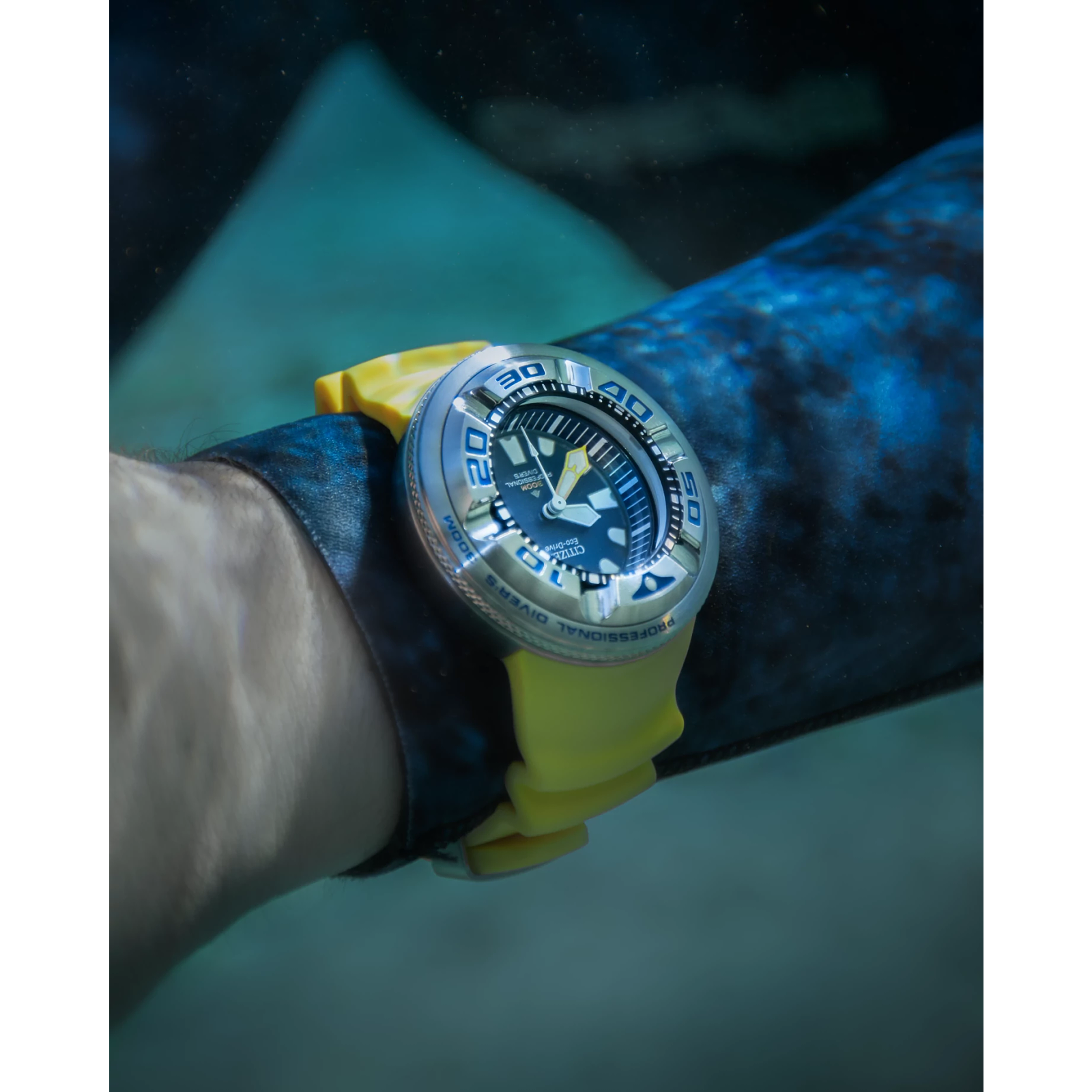 Reloj Citizen Promaster Dive "Ecozilla" BJ8058-06L | Elegancia relojería